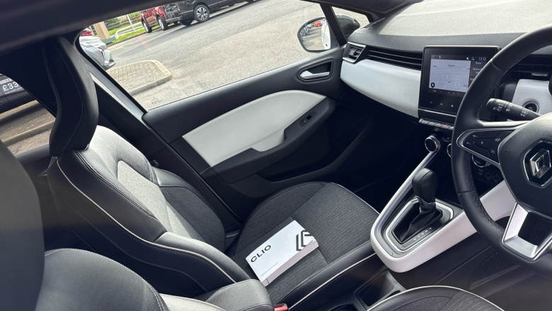 Renault Clio 1.6 E-TECH full hybrid 145 Techno 5dr Auto Hybrid Hatchback